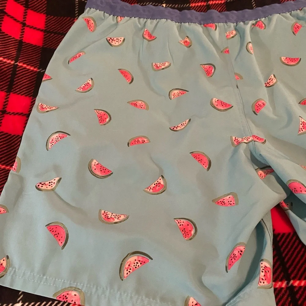 Men’s Izod Saltwster Size 2XB Stylish Blue and Red Board Shorts for Swimming - Picture 5 of 6